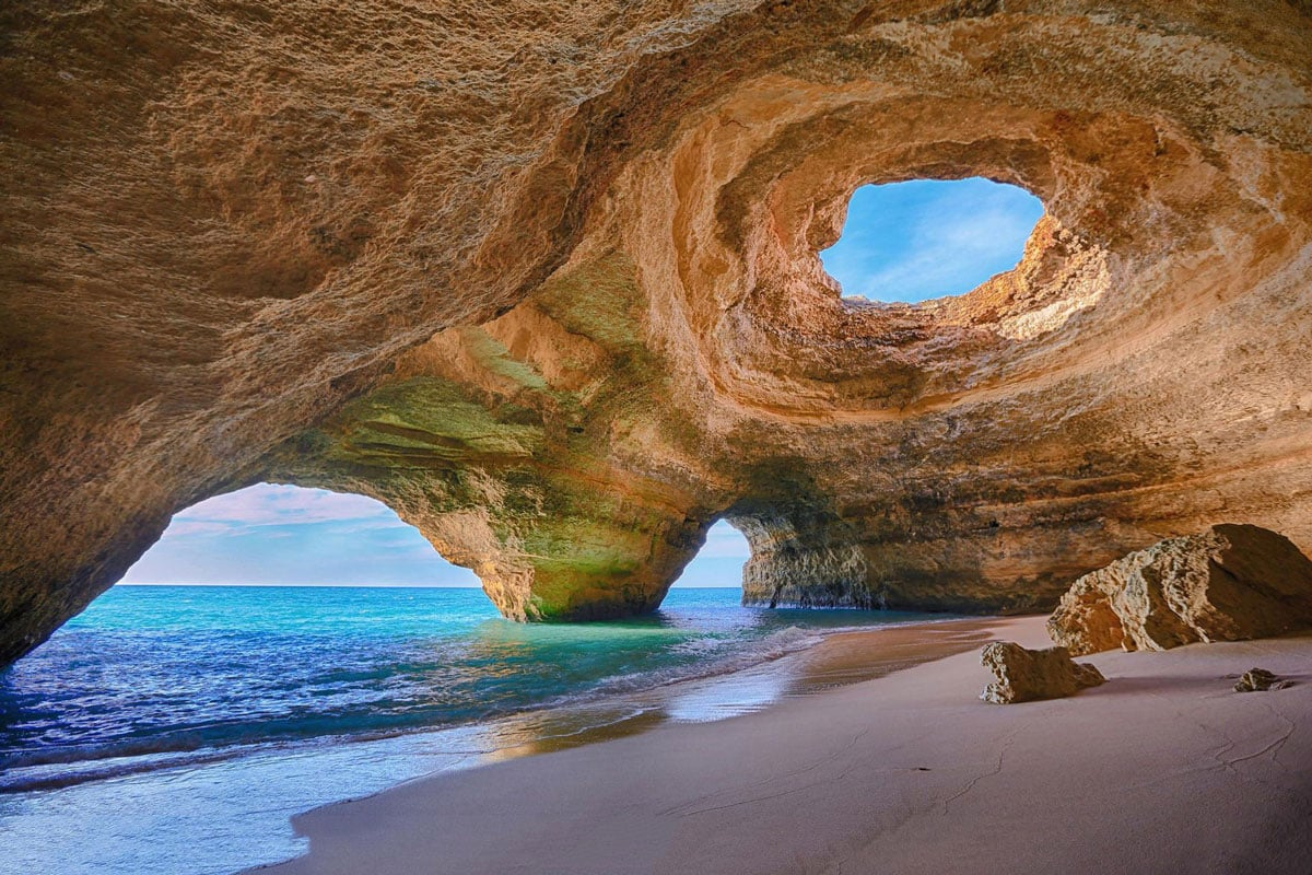 A list of hidden beaches around the world!! A list of hidden beaches around the world!!