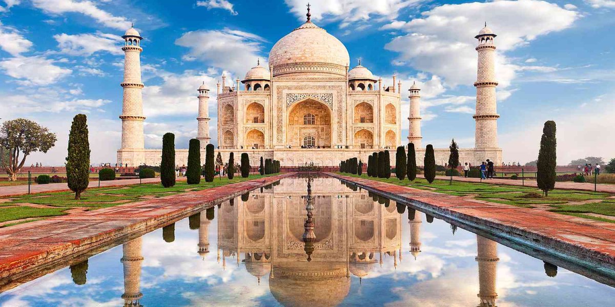 Know These Interesting Facts About Taj Mahal!! thumbnail